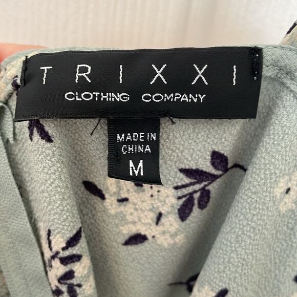 Trixxi Women Medium Jumpsuit Floral Wide Ankle Ruffled Neckline Mint Green Beige - Picture 4 of 9